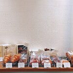 L'AVENUE BiS - 店内