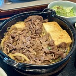 炭火焼肉くらた - 和牛すき焼き肉増し定食(¥1,760)