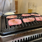 Yakiniku Sutairu Nikuhoudai - 