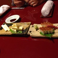 うなぎ割烹 大江戸 - つまみのチーズと板わさ