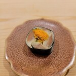 鮨 なんば - 鰯とガリののり巻き、おぼろ