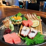 Assorted sashimi (from 2 people)