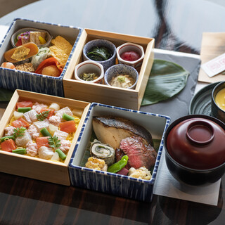 ラウンジバー プリヴェ_1