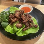 タイ料理ジャンピー - ヌー・トード