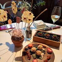 Convivio - 圧巻のアミューズ。見かけだけでなく本当に全部美味しかったです