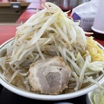 ラーメン もっけだの - 『ラーメンニンニク野菜マシマシ』