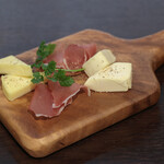 DINING BAR Y's KITCHEN - 