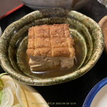 豆腐料理 双葉 - 厚揚げの煮物 1/4丁