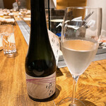 温石 - レモン果汁を絞って酸味を強化。これはうんまい。お店の女子のアドバイスにしたがい、最初と最後にいただきました