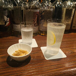 Bar Velvet Room - ジンフィズ