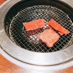 米沢牛焼肉 仔虎 - タン、カルビ