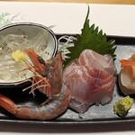 ご馳走 青柳 - 白魚、ぼたんえび、いさき、ほたて、赤貝