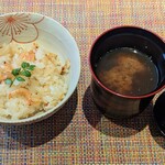 大洗料理つかさ - 炊き込みご飯　しじみ汁