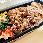 おんどる - 感想としては焼肉っぽい高品位な牛丼、こま切れ肉で来るとは予想外でした