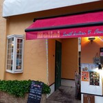 マリニ 南インド＆フュージョン - 店入り口です。