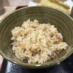 本格派博多うどん はし田たい吉 - 