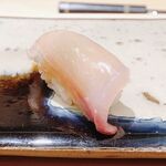 銀座 鮨 佑 - カンパチ