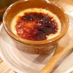 魚屋 ちから - クレームブリュレみたいなプリンです