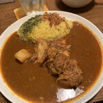 TAGO CURRY - 