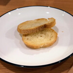 LITTLE BUNS - バケット