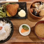 Uokushi Sakura Saku - さば黒煮とアジフライ定食（960円）＋さば玉（130円）