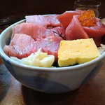 どんぶり処 丼季 - まぐろ祭りおまかせ丼 900円 大盛 100円