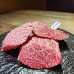 焼肉りょう花 - 