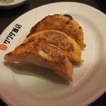 大阪中華サワダ飯店 - 焼き餃子
