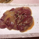 肉の割烹　田村 - 牛レバー