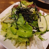 炭火焼肉 日本橋イタダキ - サラダ