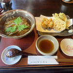 手打蕎麦おかむら - かき揚げ天そば1950円