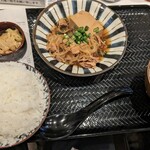 土鍋炊きご飯 おこめとおかず - 