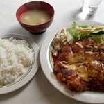 ラ・メール - チキンカツ950円 ライス200円