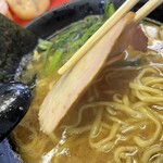 ラーメン 杉田家 本店 - パサパサの美味しくないチャーシュー