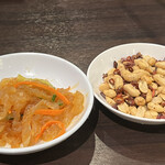 麒麟菜館  - （Ｂ）くらげの中華和え、ピーナツ油炒め