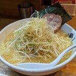 Menya Kanae - ネギラーメン