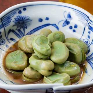 四季の移ろいを感じる一品料理をご提供