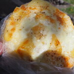 ソルカ ノルカ - 料理写真:チーズのパン