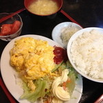 狸小路飯店 - えび玉子炒め定食（８００円）２０１３年７月