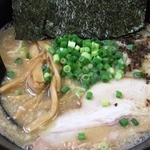 らーめん濱来た - 醤油とんこつラーメン