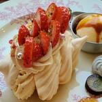 天国喫茶ぱらいそ - 苺とキャラメルのムラングシャンティ