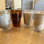 ひこまカフェ - セットのドリンクもそれぞれコップが違いました(^^)