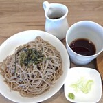 Soba Deizu - 「やわらかカツ丼セット」のザル蕎麦（大盛）