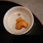 キッチン トット - 雲丹を酢飯と食べるのが勿体なく思い
      スプーンから後でチビチビと頂いた（笑）
