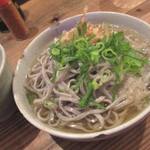 酒肴屋 じじばば - お隣の、越前おろしそば￥５００