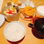 HOTEL LEPO CHAHARU - 朝食