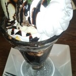 窯右衛門 - チョコレートパフェ。