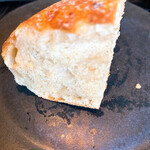 ラ・ボンヌターブル - 