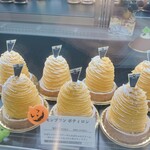 トシ・ヨロイヅカ 東京 - 