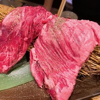 北新地はらみ 法善寺店 - 幻のハラミ(右アウトサイド、左サガリ)